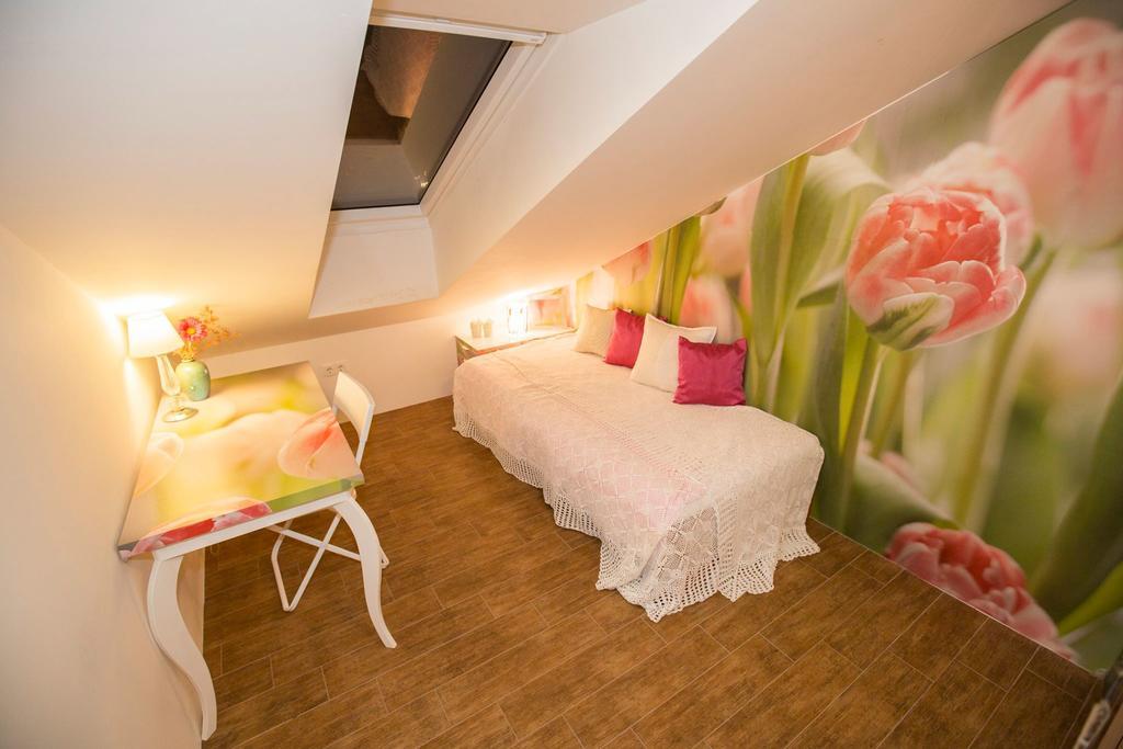 Angel'S Nest Apartment Komenda Экстерьер фото