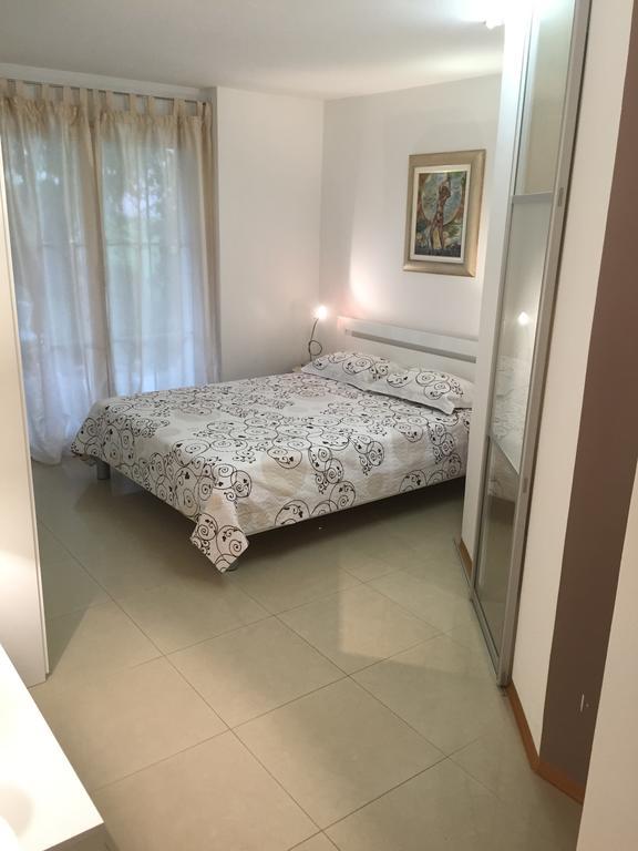 Angel'S Nest Apartment Komenda Экстерьер фото