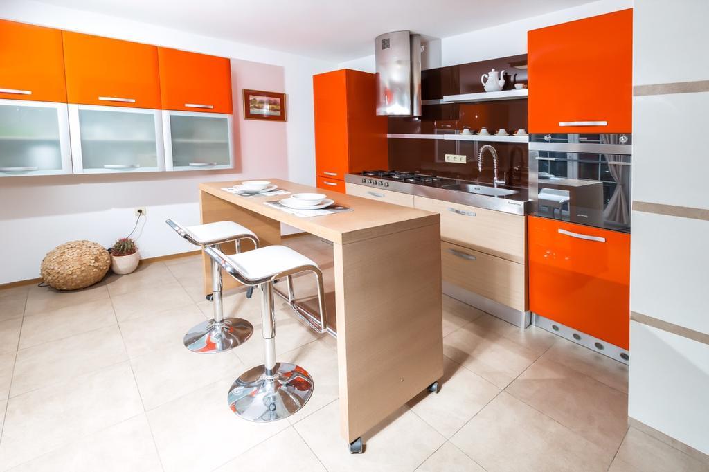 Angel'S Nest Apartment Komenda Экстерьер фото