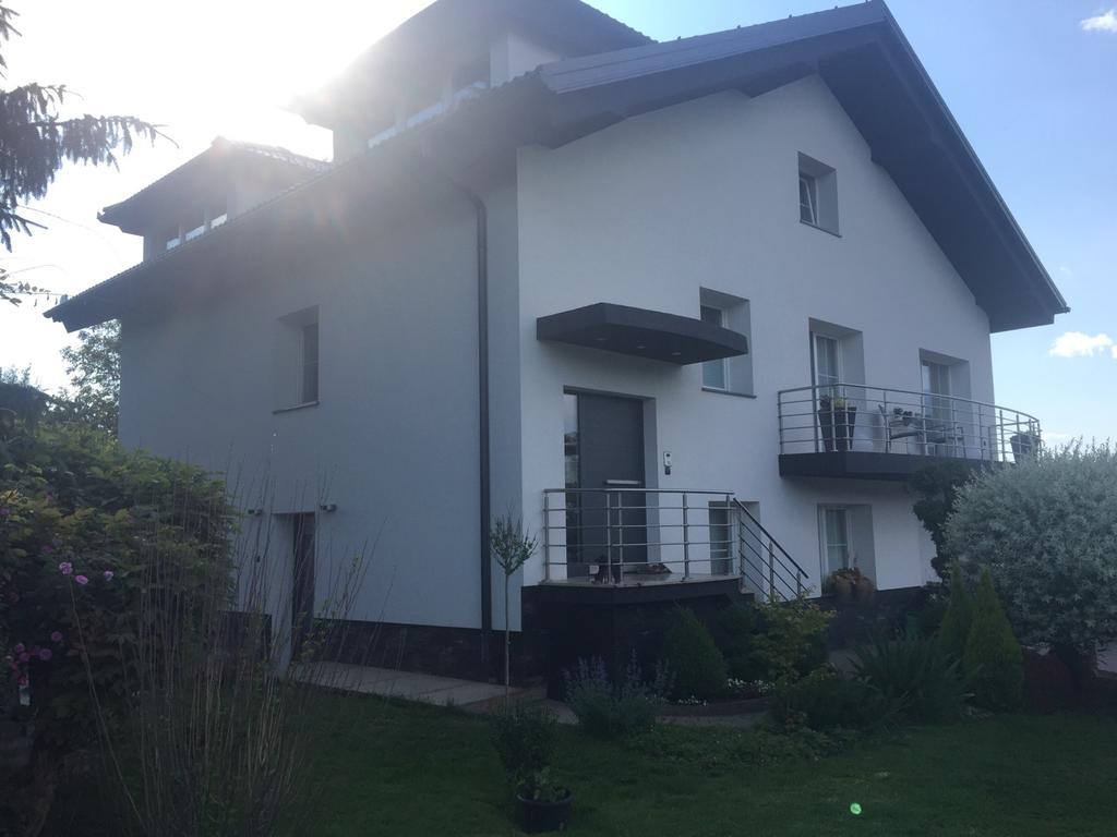 Angel'S Nest Apartment Komenda Экстерьер фото