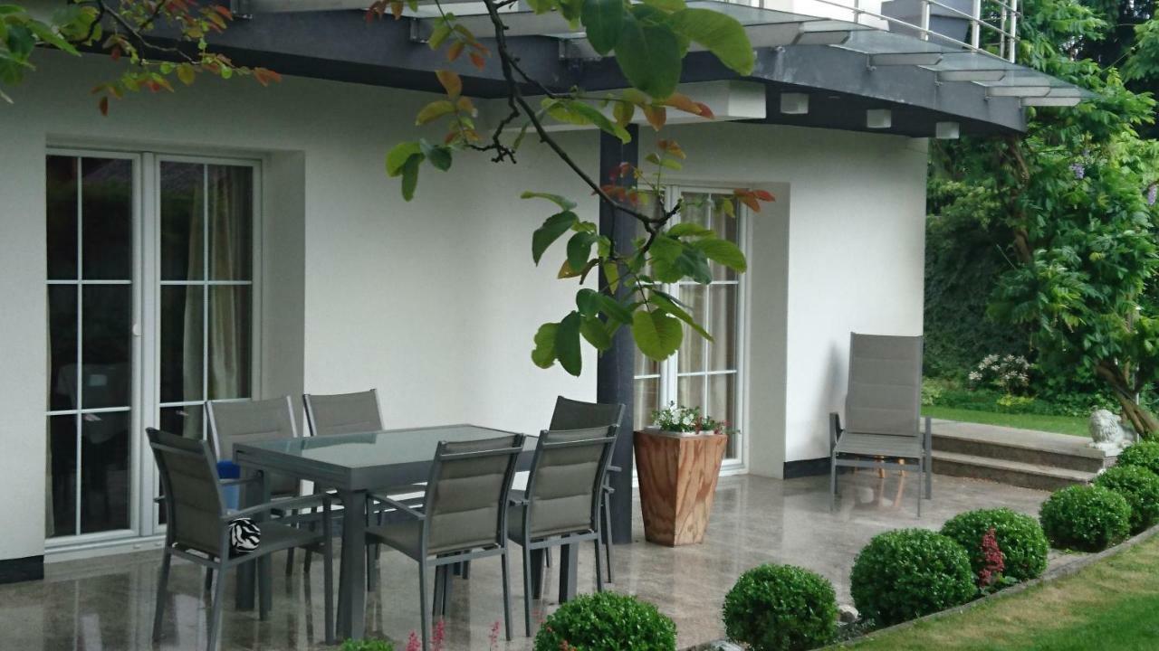 Angel'S Nest Apartment Komenda Экстерьер фото